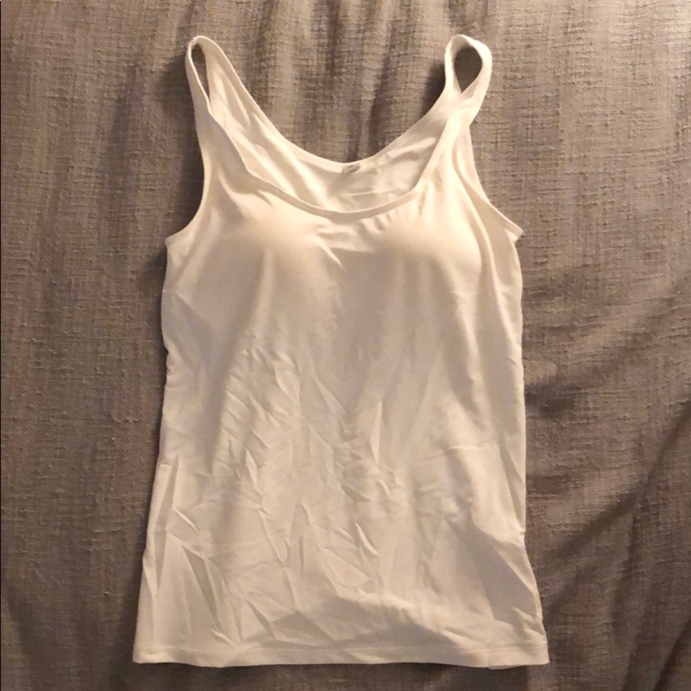 Uniqlo white stretchy tank